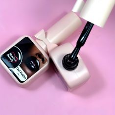 Esmalte semipermanente negro «Black» illusion beauty – 10ml