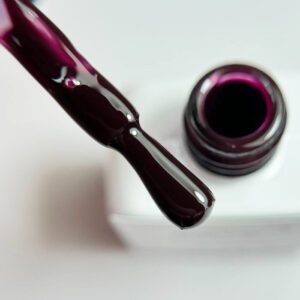 Esmalte semipermanente Blody Mary 11 Illusion Beauty – 10ml - Imagen 2