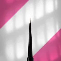 Pincel Fino Brush-liner EXPERT anchura 0,9 mm/longitud 10 mm Staleks Pro SKU: NBE-03